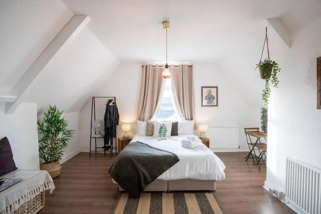 Phenix Central - Huge 3 Bed, Super Equipped Apartment. Cardiff Wielka Brytania